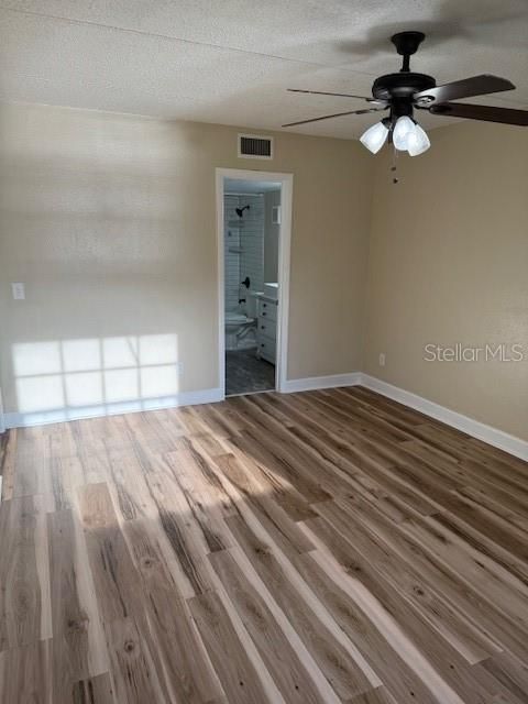 Activo con contrato: $225,000 (2 camas, 2 baños, 1010 Pies cuadrados)