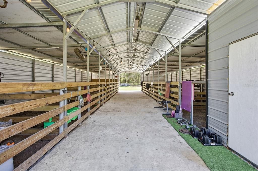En Venta: $520,000 (10.28 acres)