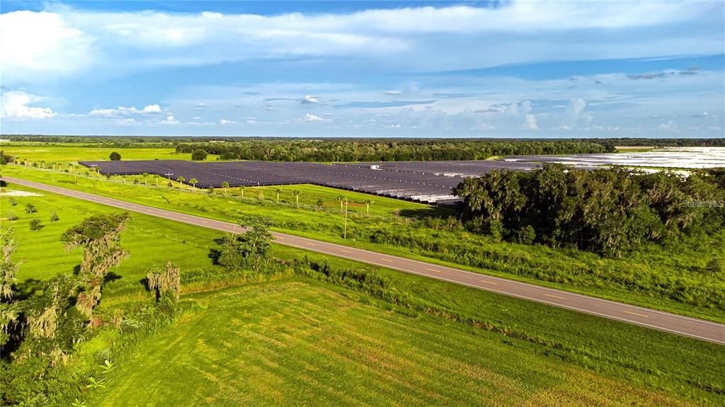 На продажу: $399,000 (5.05 acres)
