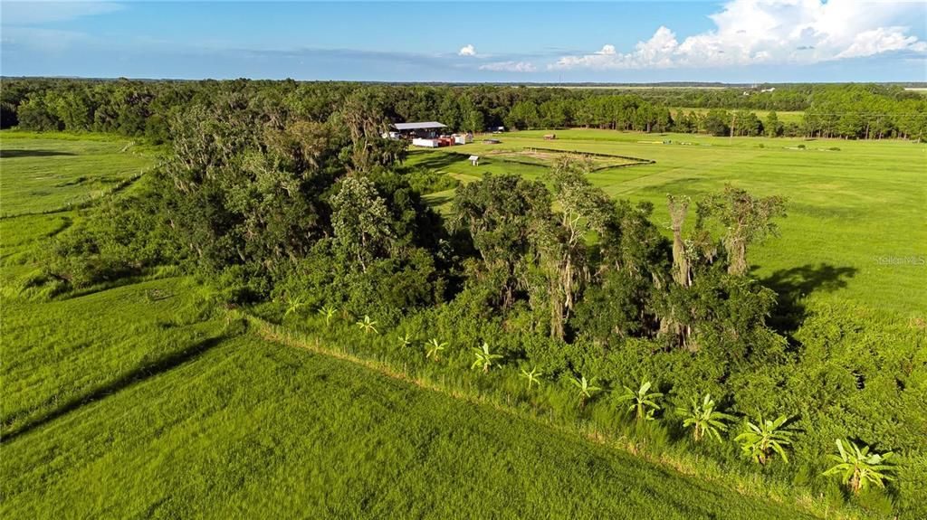 На продажу: $399,000 (5.05 acres)