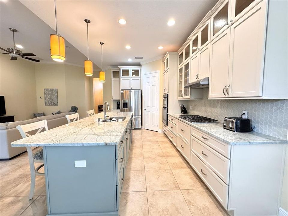 For Rent: $2,900 (2 beds, 2 baths, 1770 Square Feet)