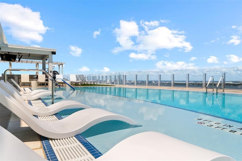 Active With Contract: $2,100,000 (4 beds, 3 baths, 2896 Square Feet)