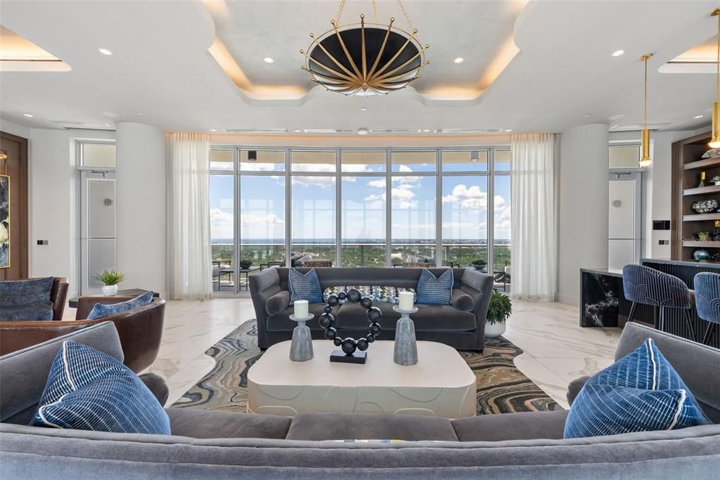 Active With Contract: $2,100,000 (4 beds, 3 baths, 2896 Square Feet)