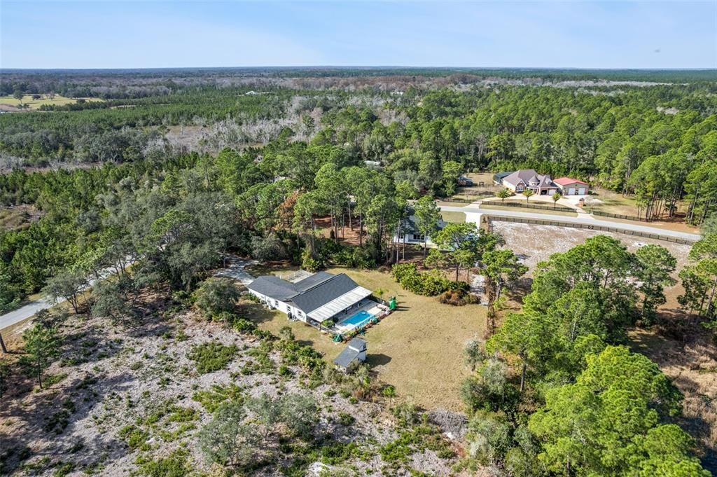 En Venta: $575,000 (4 camas, 2 baños, 2098 Pies cuadrados)