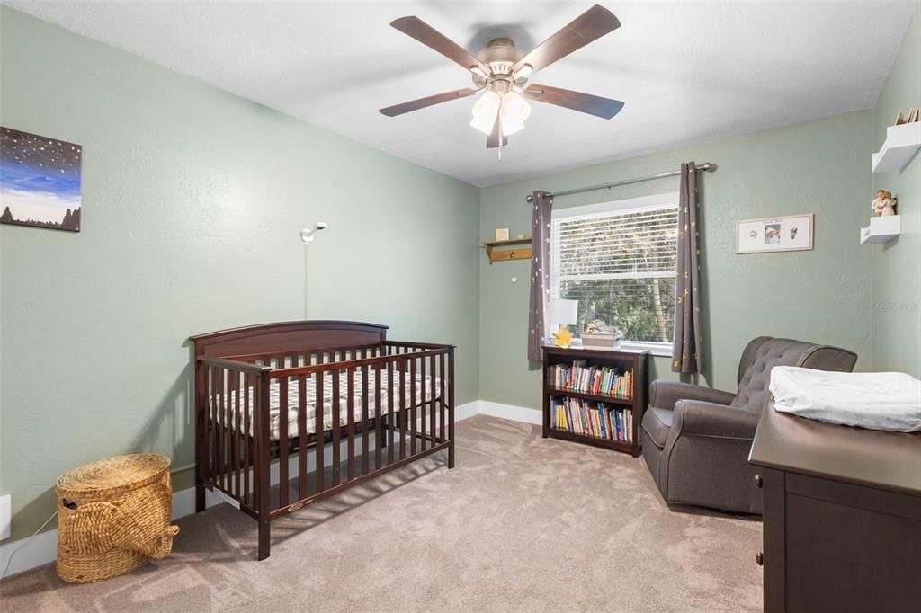 Activo con contrato: $575,000 (3 camas, 3 baños, 1964 Pies cuadrados)