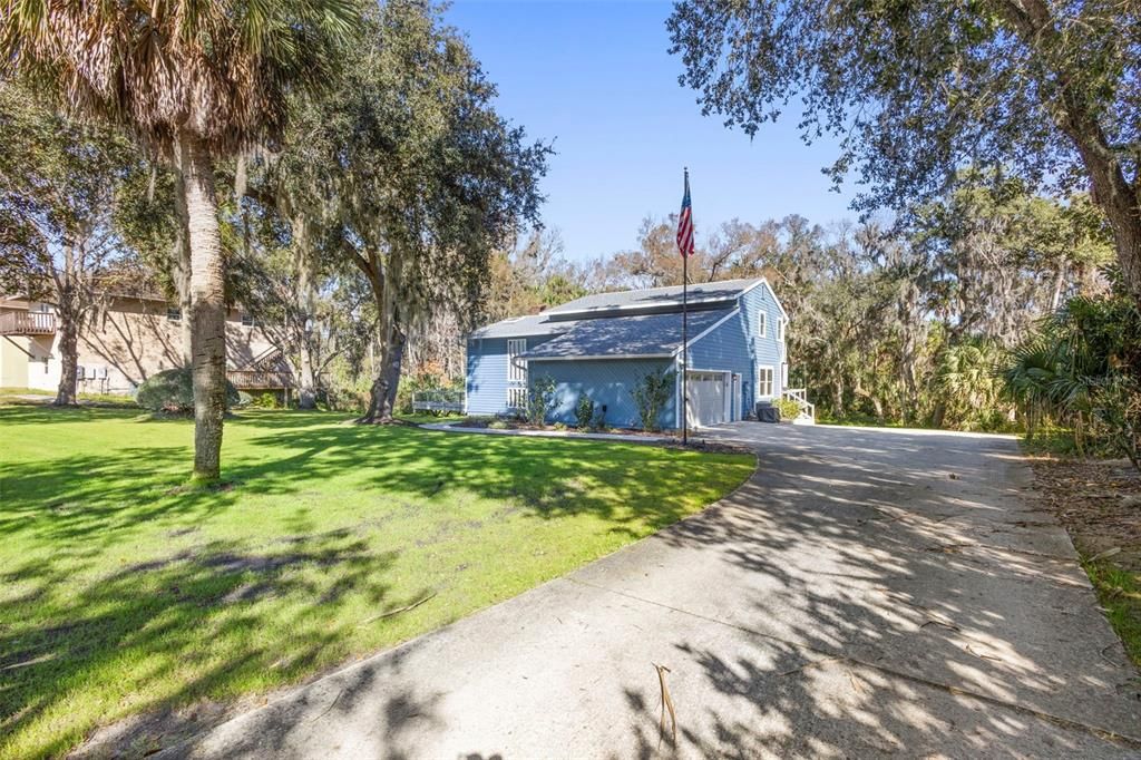 Activo con contrato: $575,000 (3 camas, 3 baños, 1964 Pies cuadrados)