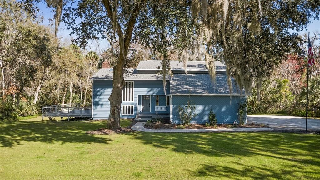 Activo con contrato: $575,000 (3 camas, 3 baños, 1964 Pies cuadrados)