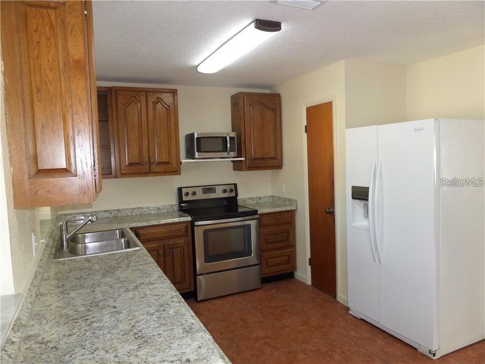 For Sale: $995,900 (3 beds, 2 baths, 1846 Square Feet)