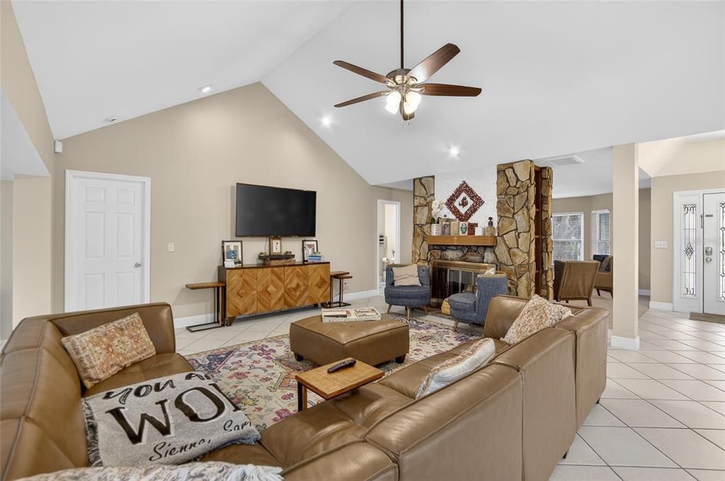 For Sale: $769,000 (4 beds, 3 baths, 3543 Square Feet)