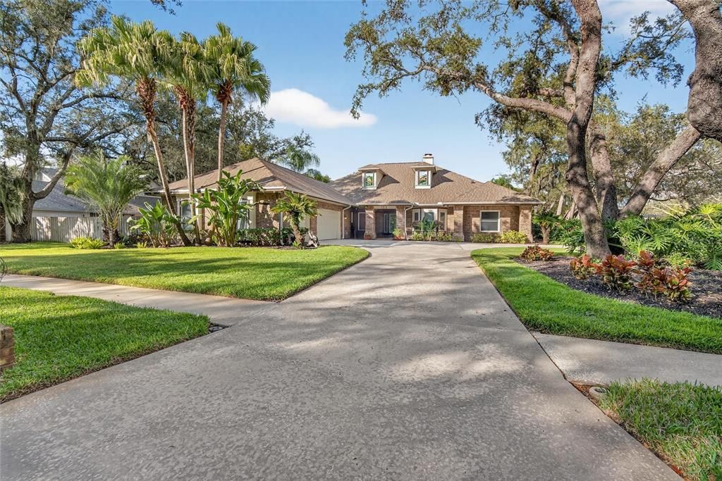 For Sale: $769,000 (4 beds, 3 baths, 3543 Square Feet)