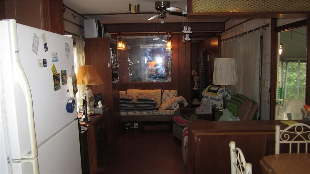 For Sale: $85,000 (2 beds, 1 baths, 510 Square Feet)