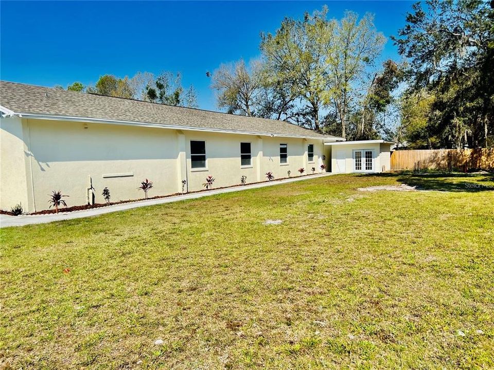 For Sale: $599,995 (0 beds, 0 baths, 5944 Square Feet)