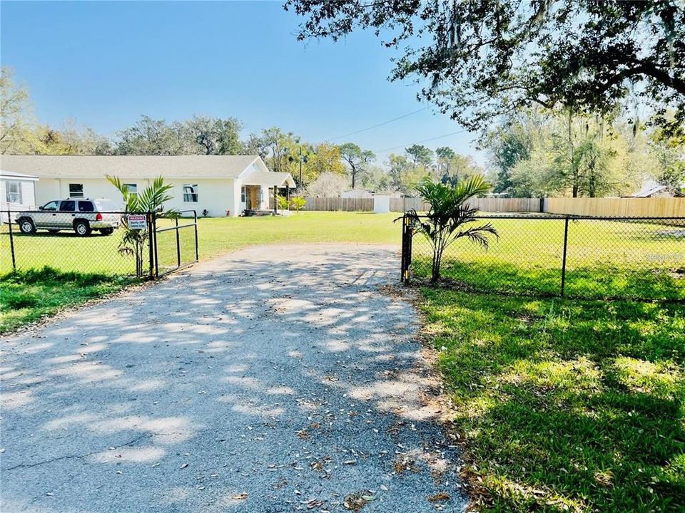 For Sale: $599,995 (0 beds, 0 baths, 5944 Square Feet)