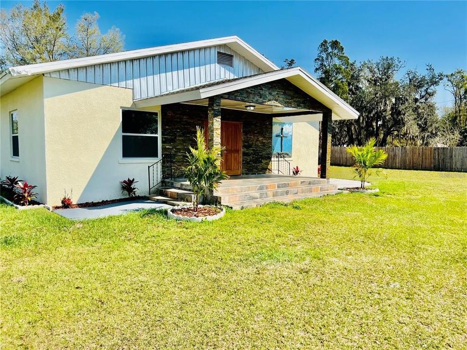 For Sale: $599,995 (0 beds, 0 baths, 5944 Square Feet)