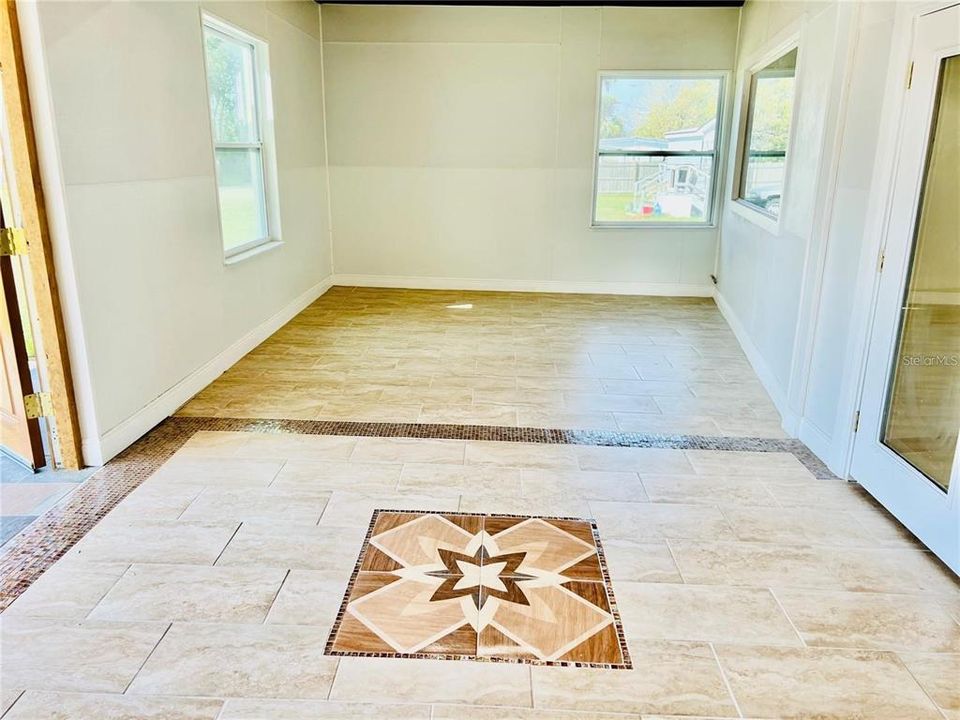 For Sale: $599,995 (0 beds, 0 baths, 5944 Square Feet)