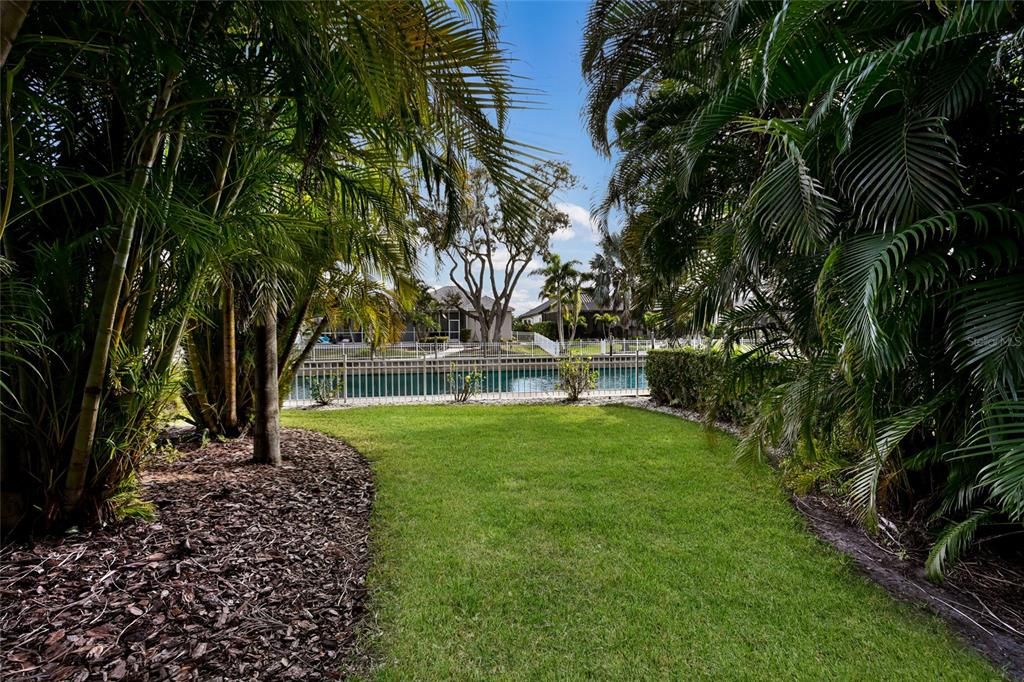 En Venta: $870,000 (3 camas, 3 baños, 2188 Pies cuadrados)