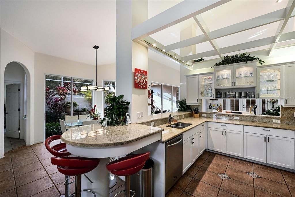 En Venta: $870,000 (3 camas, 3 baños, 2188 Pies cuadrados)