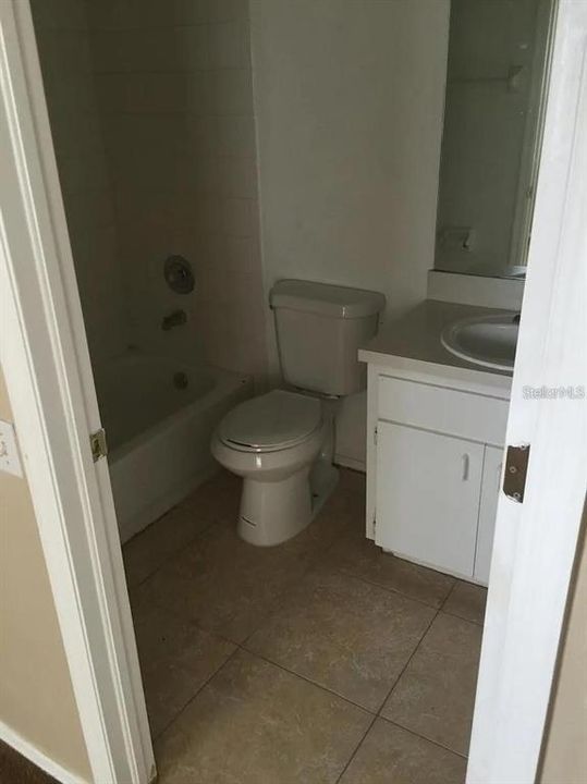 For Sale: $210,000 (2 beds, 2 baths, 1110 Square Feet)