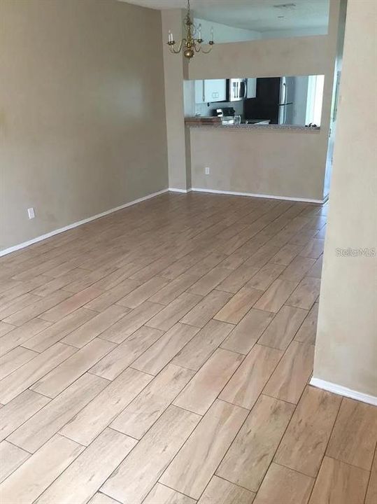 For Sale: $210,000 (2 beds, 2 baths, 1110 Square Feet)