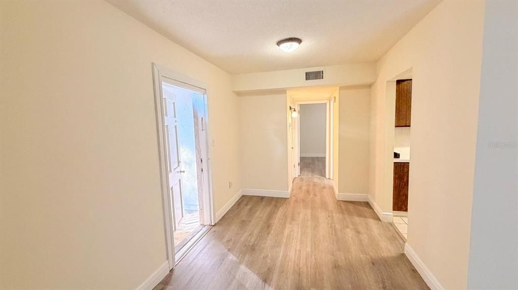 На продажу: $97,000 (1 спален, 1 ванн, 760 Квадратных фут)