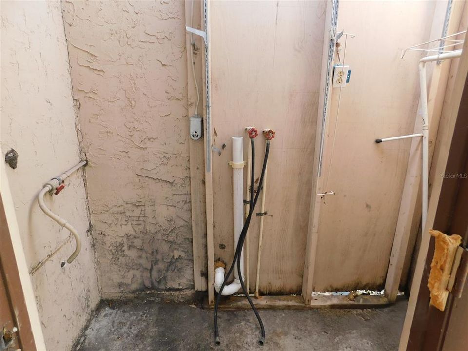 Activo con contrato: $129,900 (2 camas, 1 baños, 1024 Pies cuadrados)