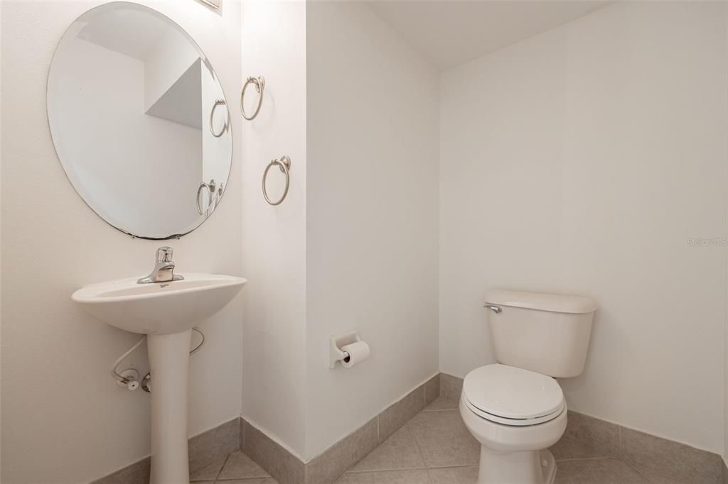 На продажу: $245,000 (2 спален, 2 ванн, 1508 Квадратных фут)