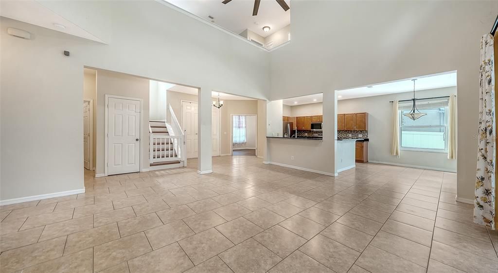 Activo con contrato: $470,000 (5 camas, 3 baños, 2888 Pies cuadrados)