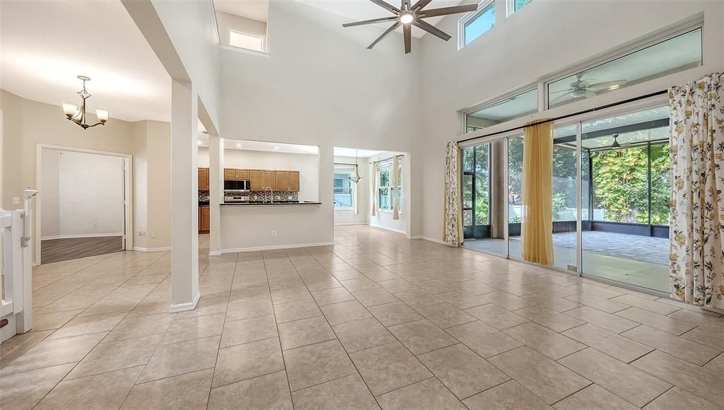 Activo con contrato: $470,000 (5 camas, 3 baños, 2888 Pies cuadrados)
