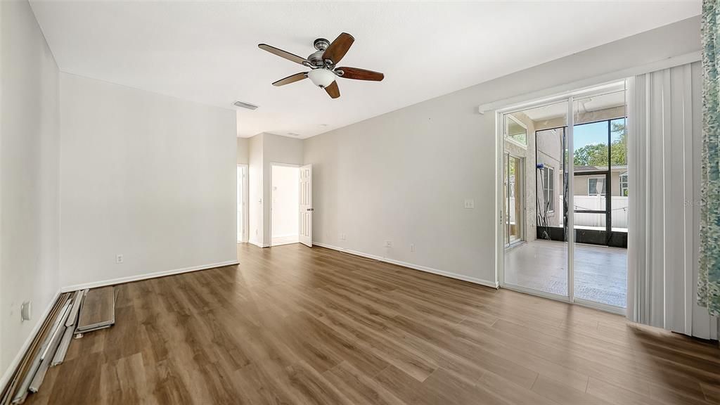 Activo con contrato: $470,000 (5 camas, 3 baños, 2888 Pies cuadrados)