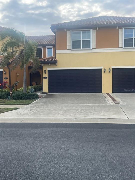 Recently Sold: $499,000 (3 beds, 2 baths, 2118 Square Feet)