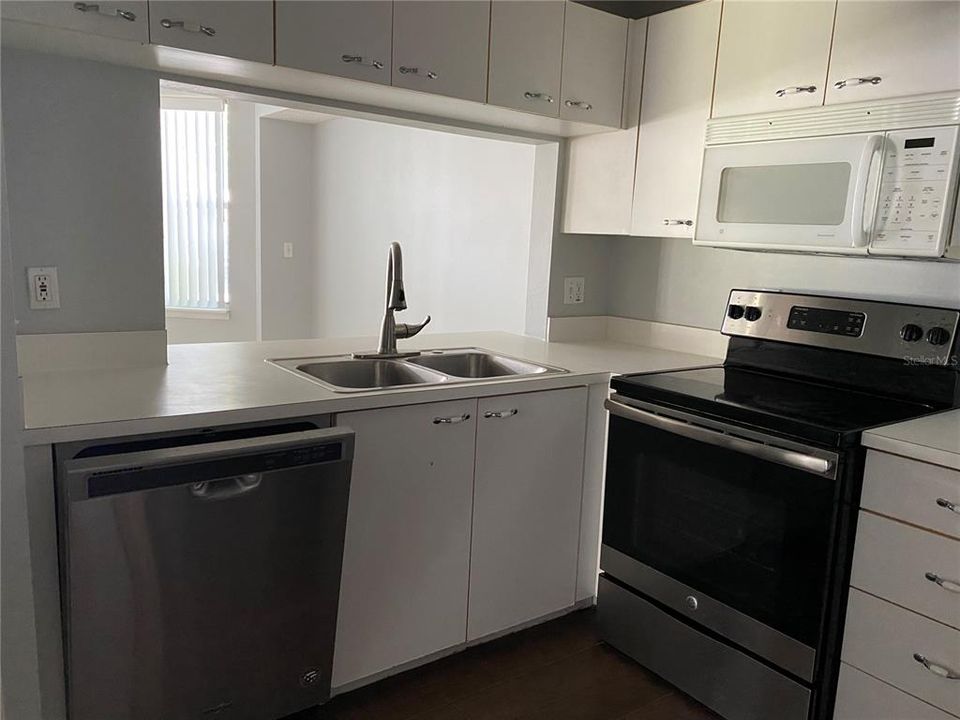 En Venta: $199,000 (2 camas, 2 baños, 1264 Pies cuadrados)