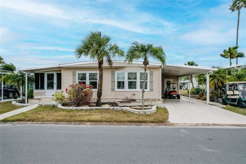 Vendido Recientemente: $118,000 (2 camas, 2 baños, 864 Pies cuadrados)