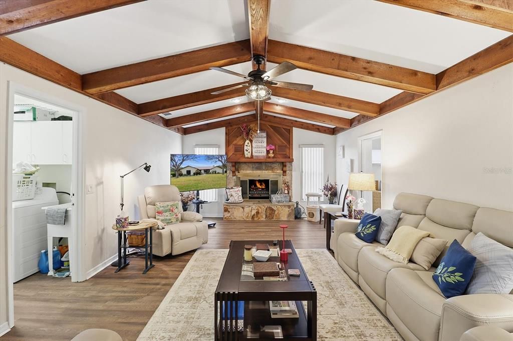 Active With Contract: $310,000 (3 beds, 2 baths, 2008 Square Feet)