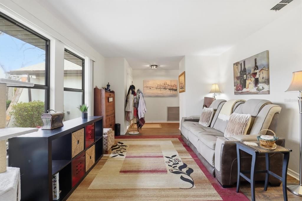 Active With Contract: $310,000 (3 beds, 2 baths, 2008 Square Feet)