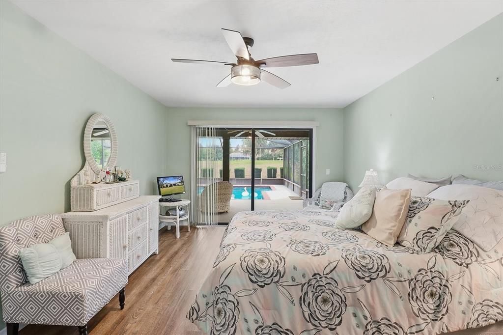 Active With Contract: $310,000 (3 beds, 2 baths, 2008 Square Feet)