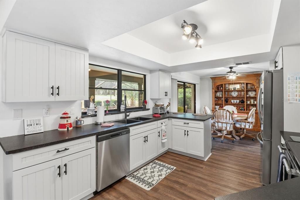 Active With Contract: $310,000 (3 beds, 2 baths, 2008 Square Feet)