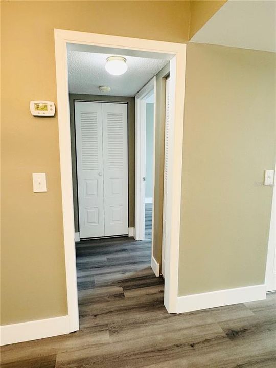 Под контрактом: $1,695 (2 спален, 2 ванн, 879 Квадратных фут)