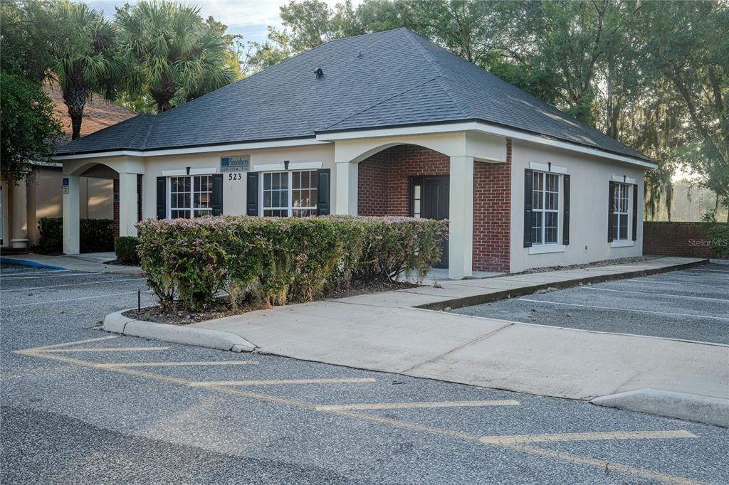 For Sale: $417,000 (0 beds, 0 baths, 1540 Square Feet)