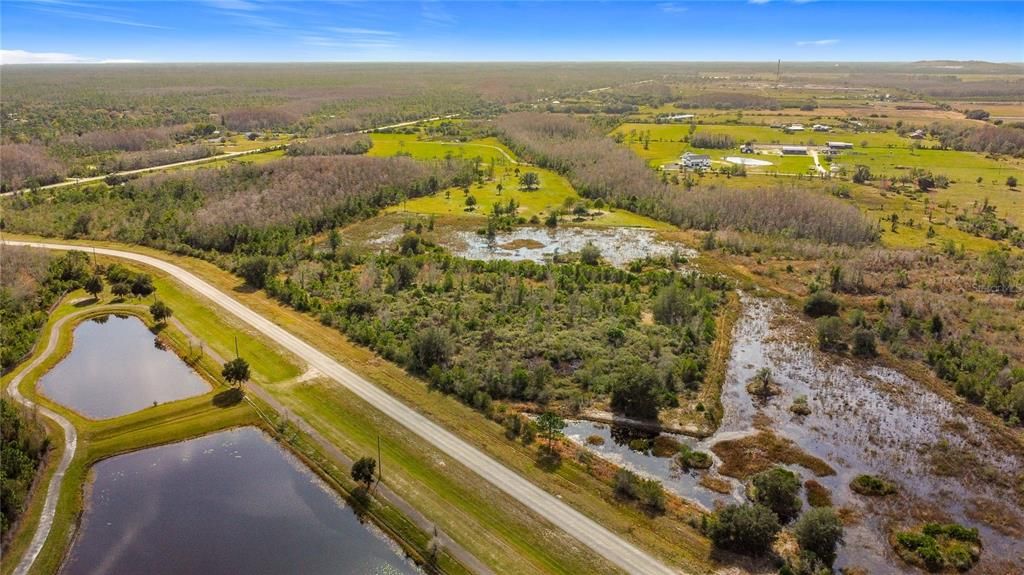 待售: $255,000 (5.01 acres)