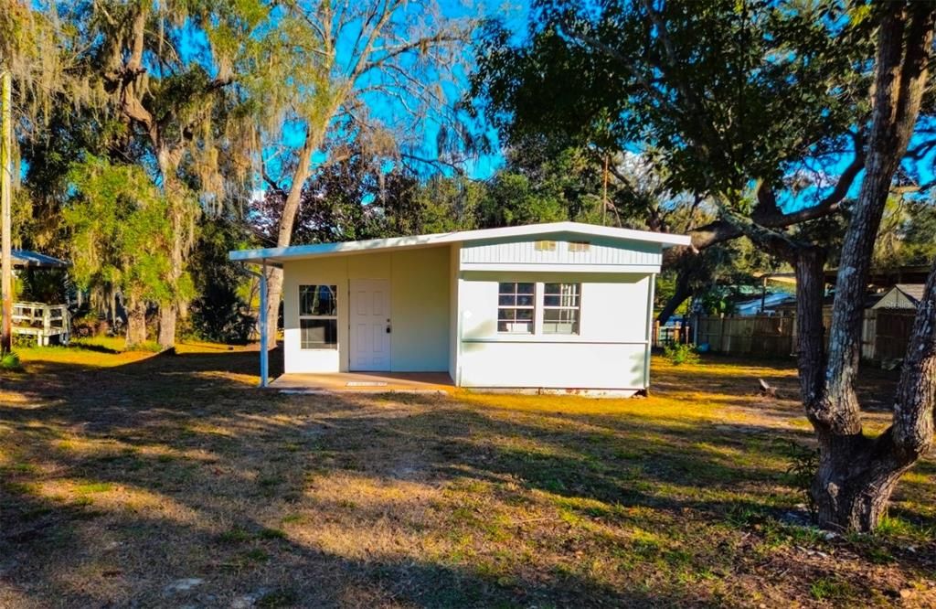 For Sale: $114,900 (2 beds, 1 baths, 1234 Square Feet)