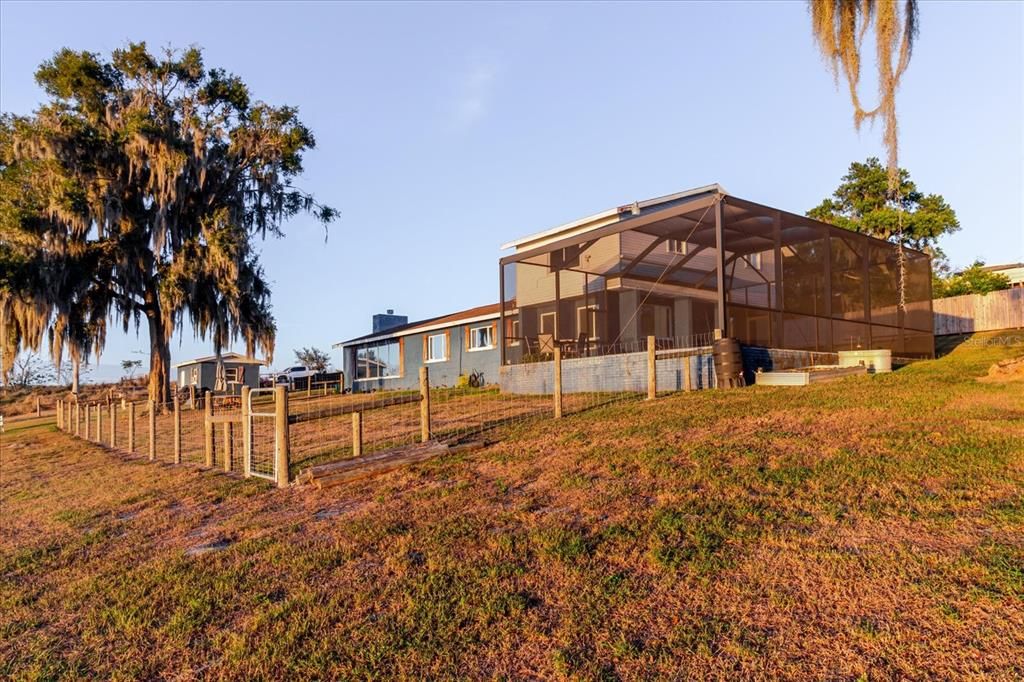 For Sale: $600,000 (4 beds, 2 baths, 2706 Square Feet)