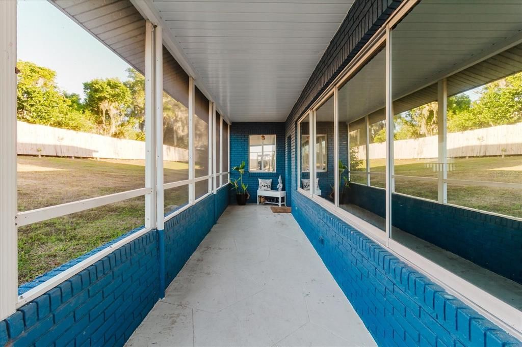 For Sale: $600,000 (4 beds, 2 baths, 2706 Square Feet)
