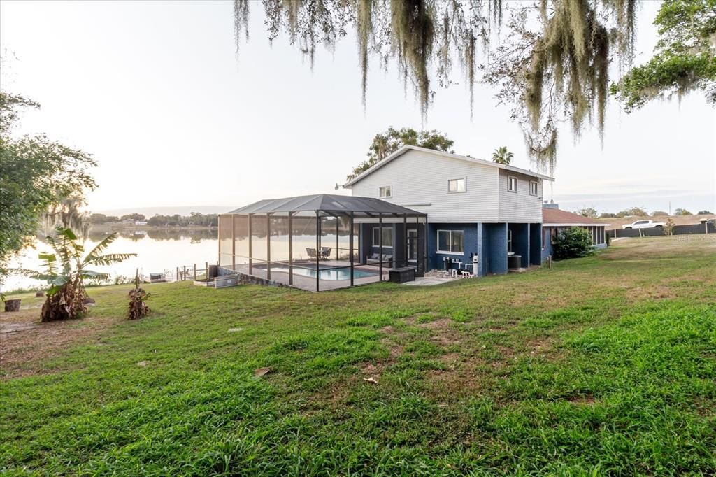 For Sale: $600,000 (4 beds, 2 baths, 2706 Square Feet)