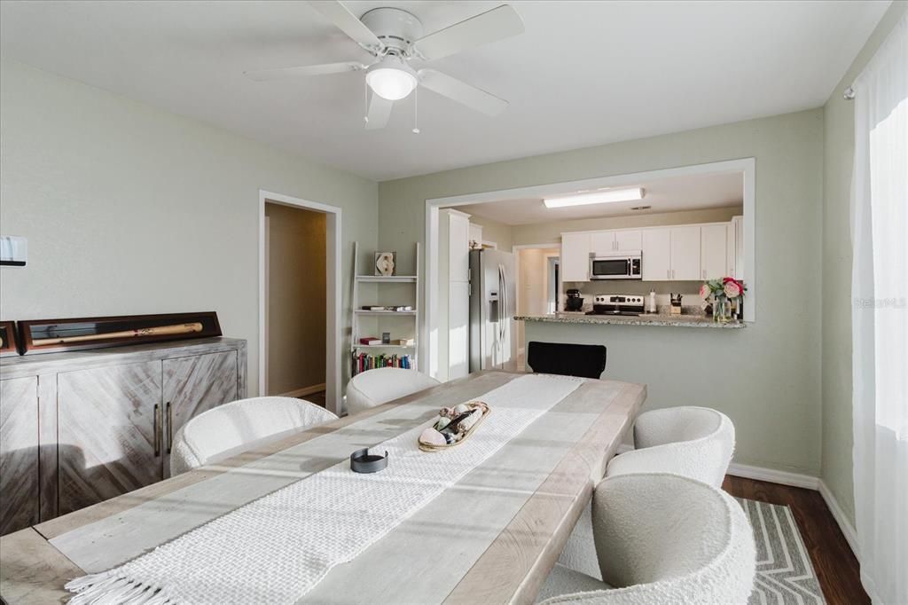 For Sale: $600,000 (4 beds, 2 baths, 2706 Square Feet)