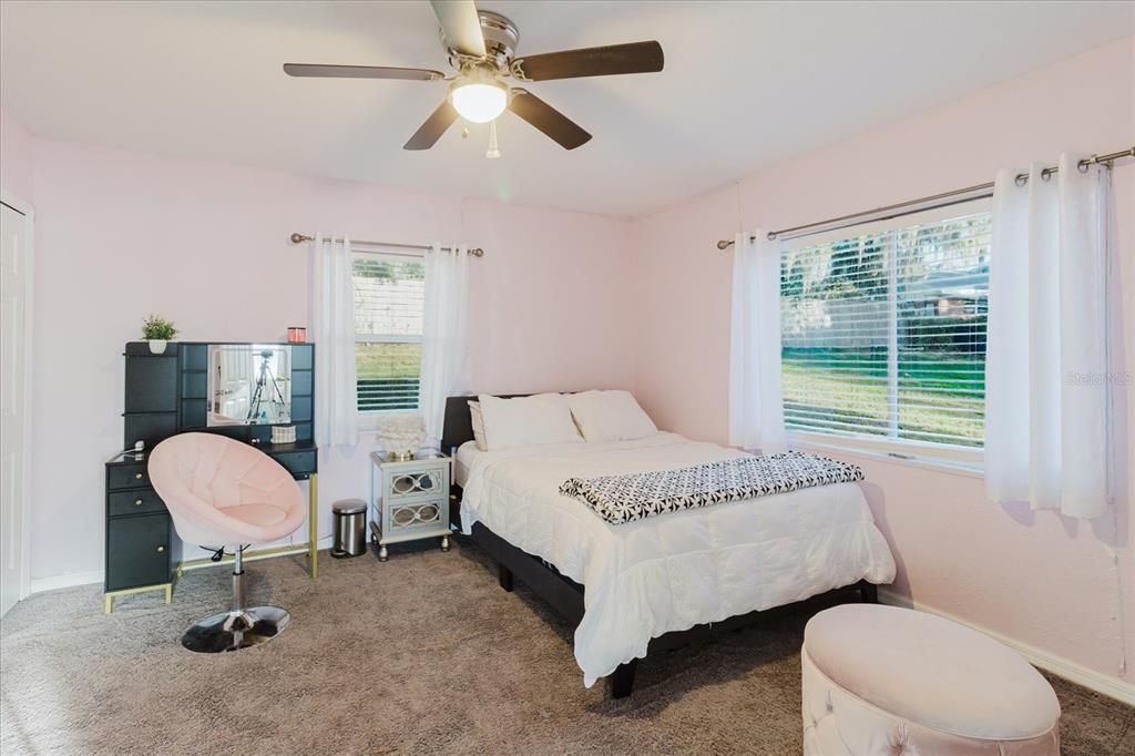 For Sale: $600,000 (4 beds, 2 baths, 2706 Square Feet)