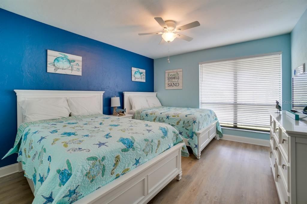 For Sale: $545,500 (2 beds, 2 baths, 1080 Square Feet)