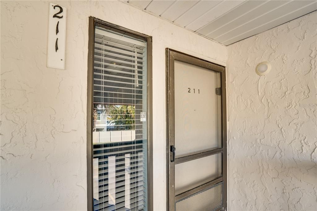For Sale: $545,500 (2 beds, 2 baths, 1080 Square Feet)
