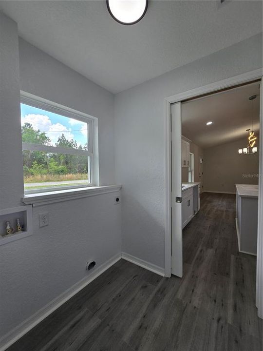 Activo con contrato: $260,000 (3 camas, 2 baños, 1396 Pies cuadrados)