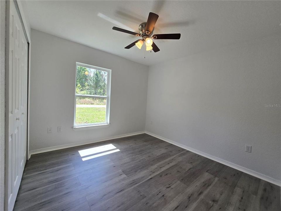 Activo con contrato: $260,000 (3 camas, 2 baños, 1396 Pies cuadrados)