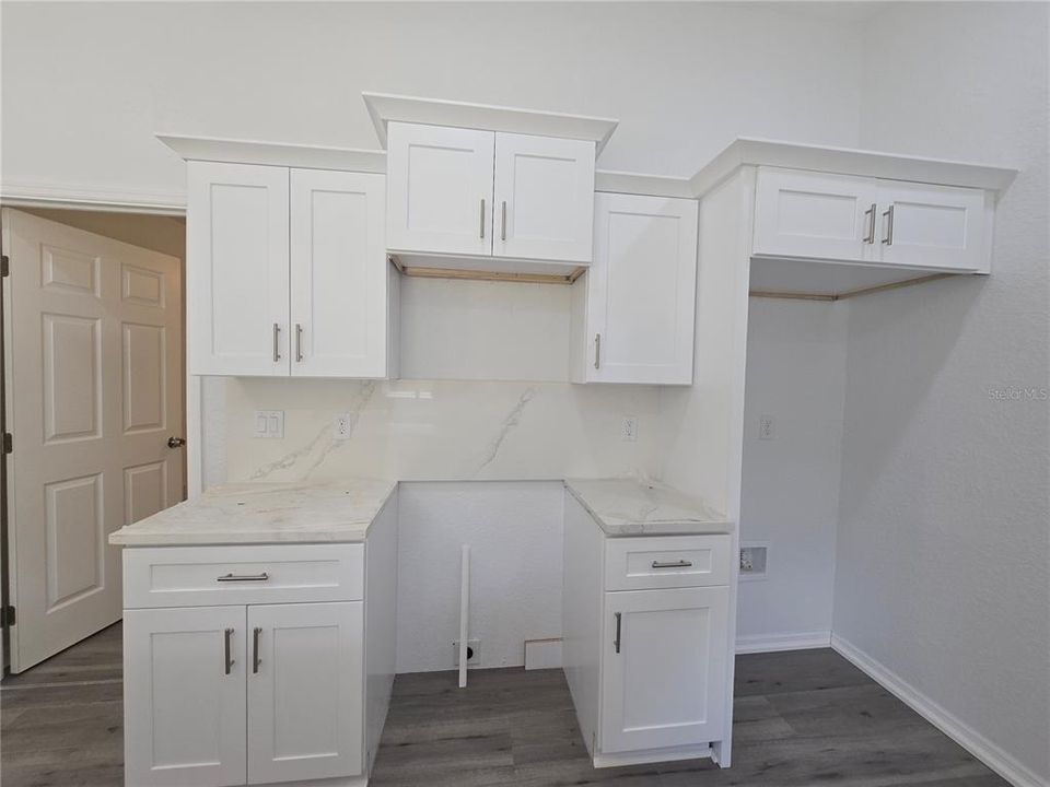 Activo con contrato: $260,000 (3 camas, 2 baños, 1396 Pies cuadrados)